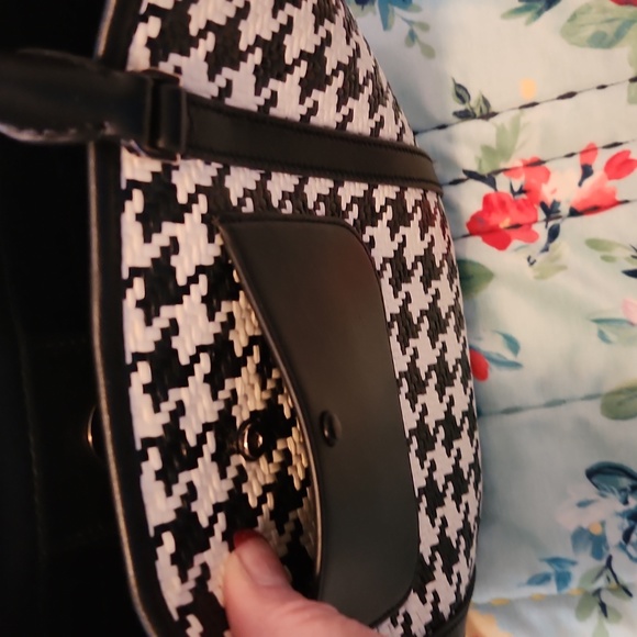 Kate Spade Houndstooth bag - Picture 5 of 7